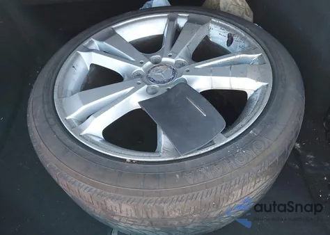 2015 Mercedes-Benz S 550 z USA, uszkodzony, nr VIN WDDUG8CB0FA075962